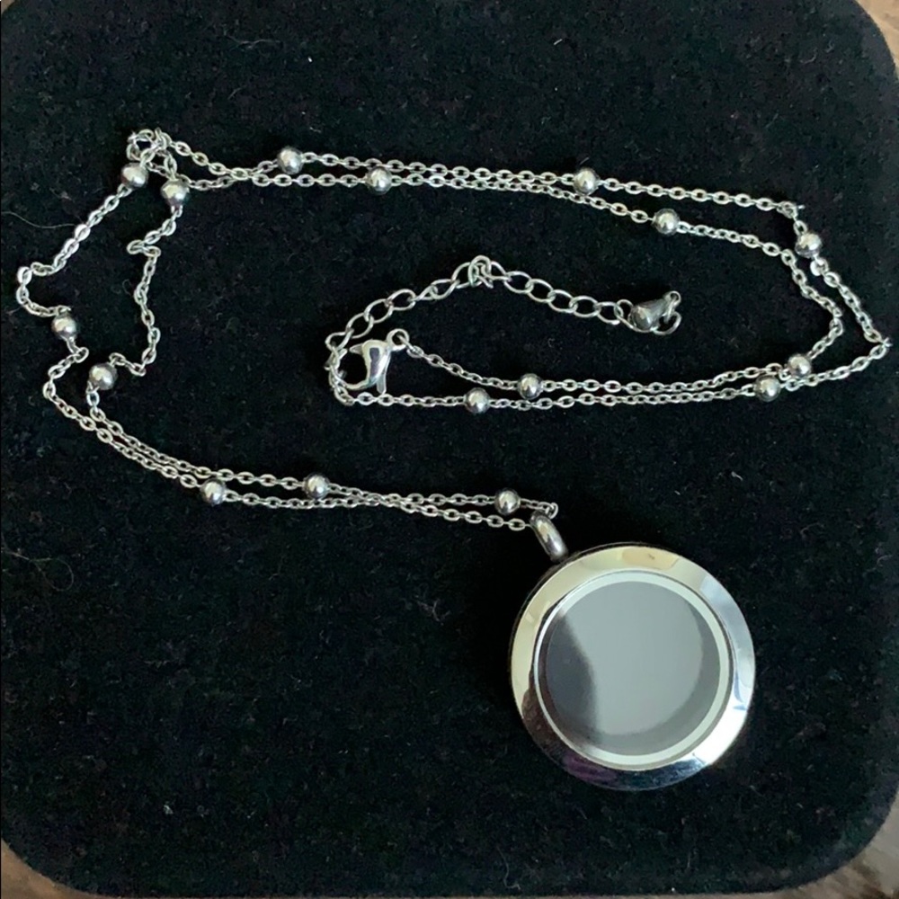 Origami Owl Medium Hinged Silver Locket